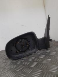 Retrovisor izquierdo