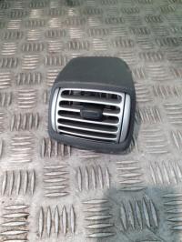 Aerateur tableau de bord avant gauche