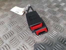 Attache ceinture arriere gauche
