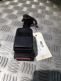 Attache ceinture arriere gauche