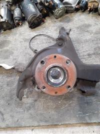 Fusee avant gauche