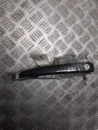 Poignee porte avant gauche