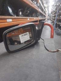 Retrovisor izquierdo