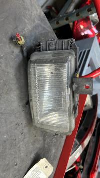 Fendinebbia sinistro (luce)