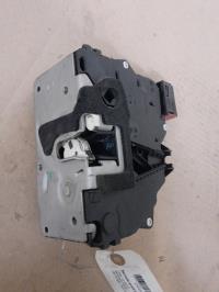 Cerradura delantera izquierda