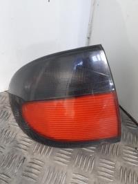 Fanale posteriore principale sinistro (luci)