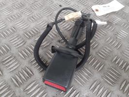 Attache ceinture avant droit
