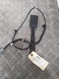 Attache ceinture avant gauche