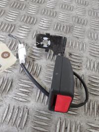 Attache ceinture arriere gauche