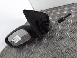 Retrovisor izquierdo