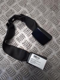Attache ceinture arriere droit