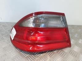 Fanale posteriore principale sinistro (luci)