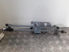Motor de limpiaparabrisas delantero