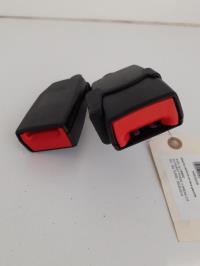 Attache ceinture arriere gauche