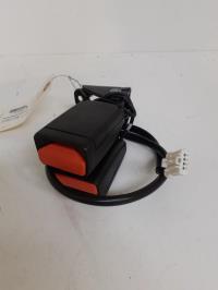 Attache ceinture arriere droit