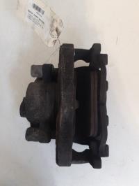 Etrier avant gauche (freinage)