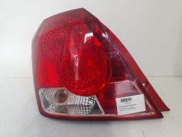 Fanale posteriore principale sinistro (luci)