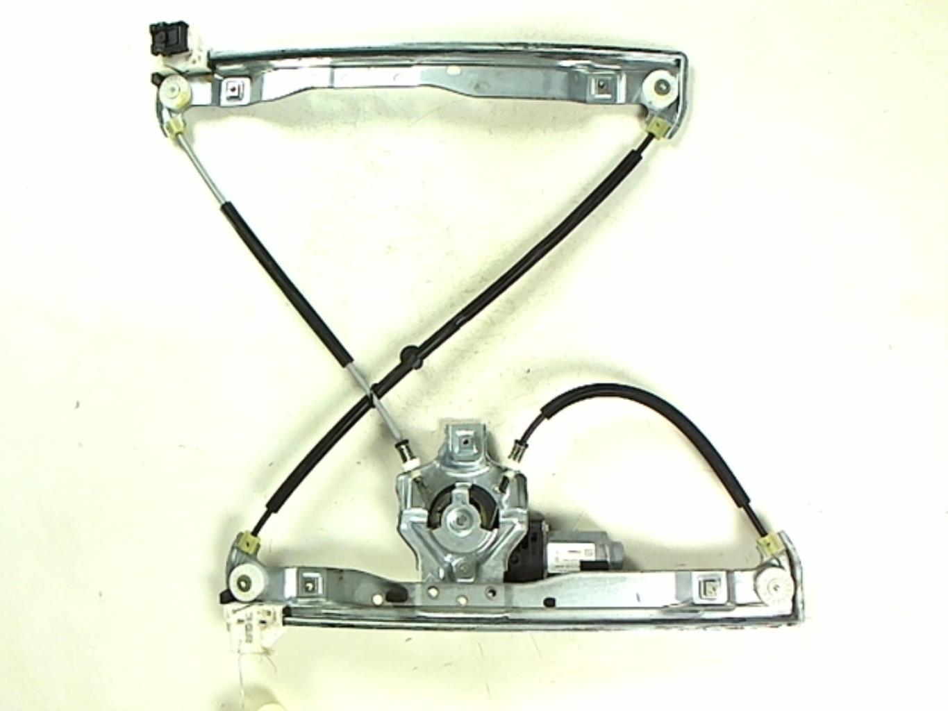 Elevalunas eléctrico delantero izquierdo