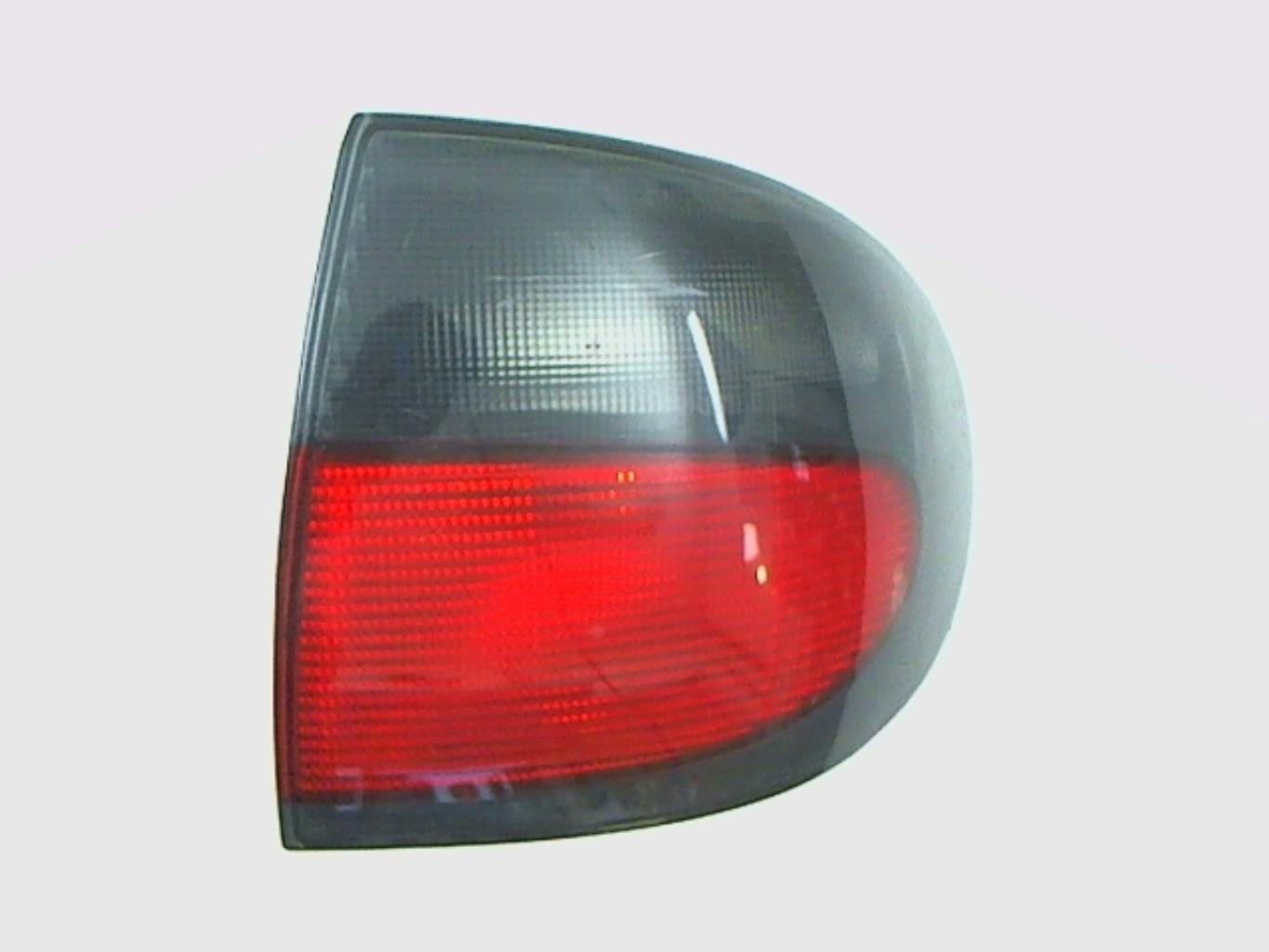 Fanale posteriore principale destro (luci)