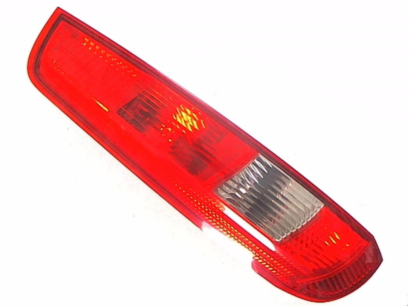 Fanale posteriore principale sinistro (luci)