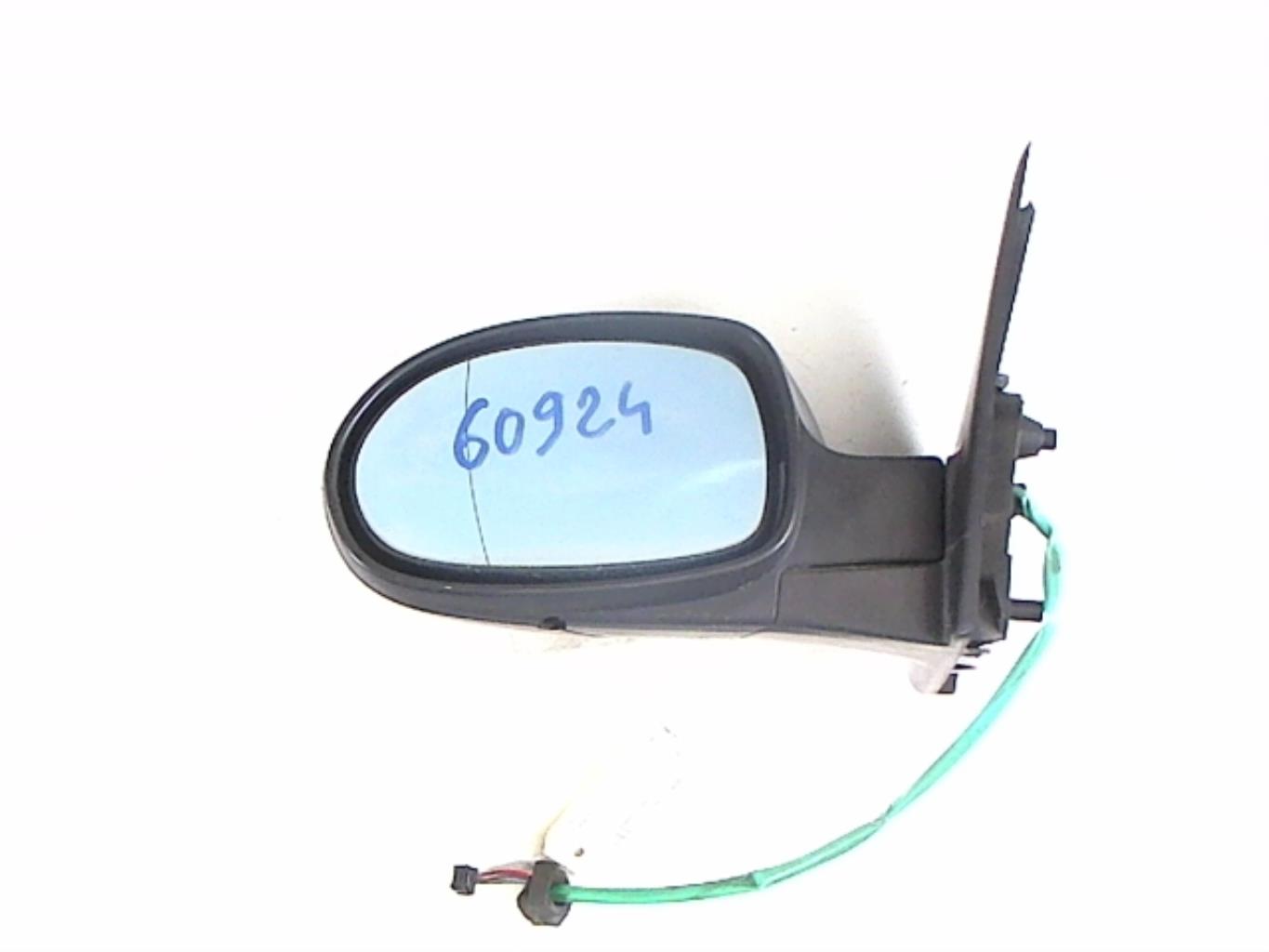 Retrovisor izquierdo