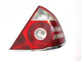 Fanale posteriore principale destro (luci)