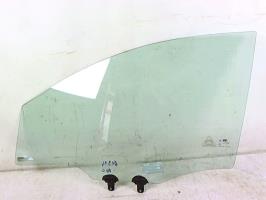 Vitre avant gauche