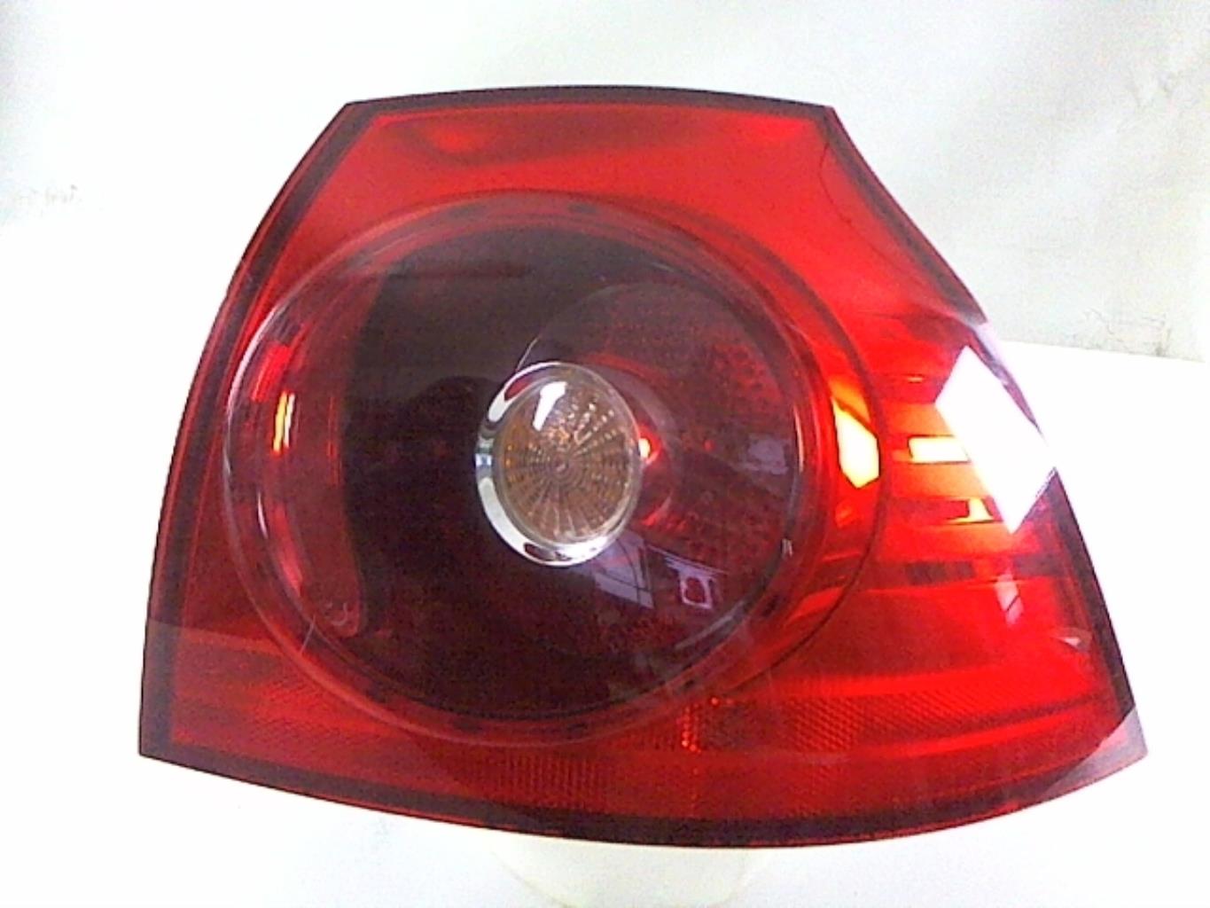 Fanale posteriore principale destro (luci)
