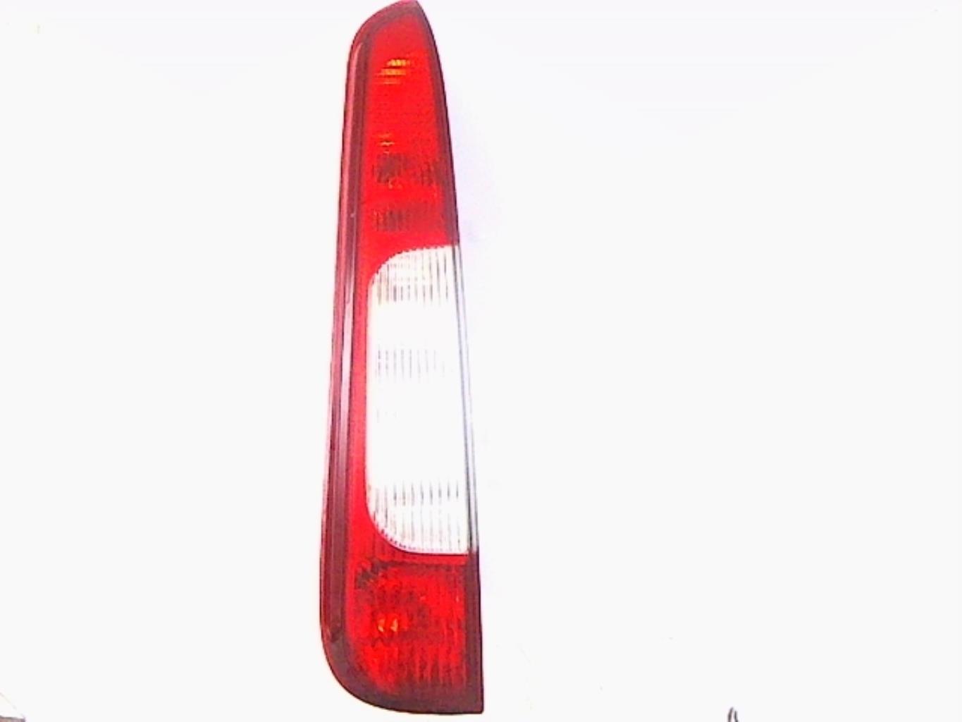 Fanale posteriore principale sinistro (luci)