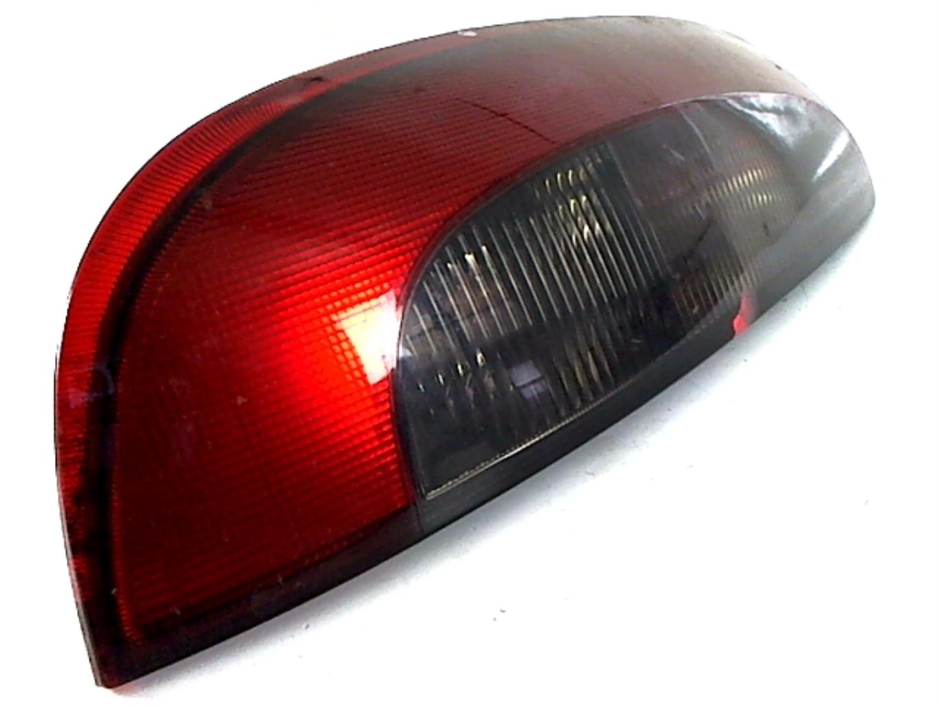 Fanale posteriore principale sinistro (luci)