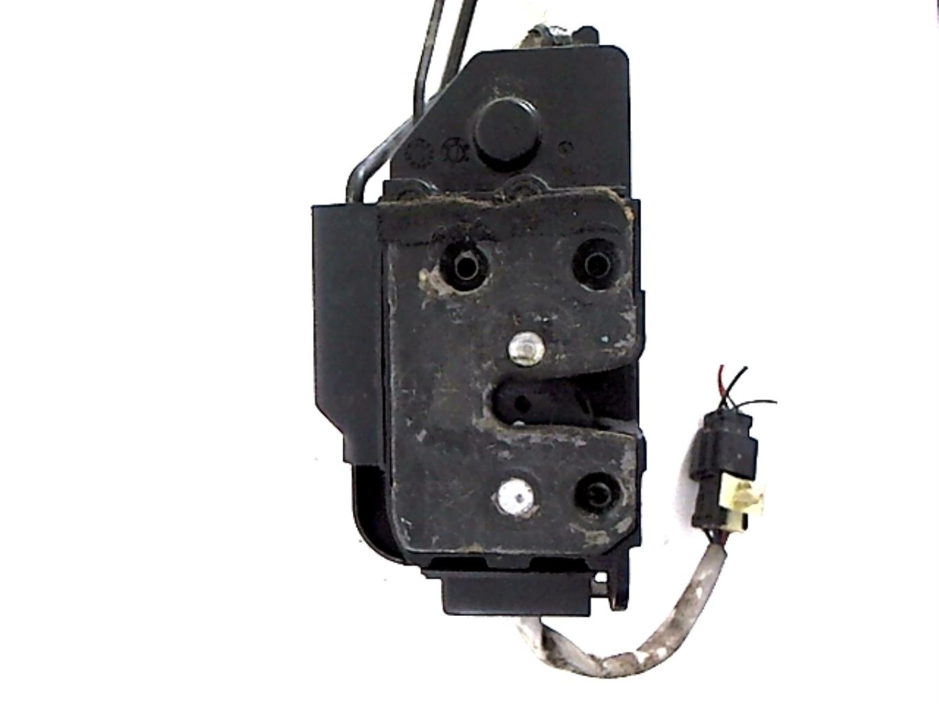 Cerradura delantera izquierda