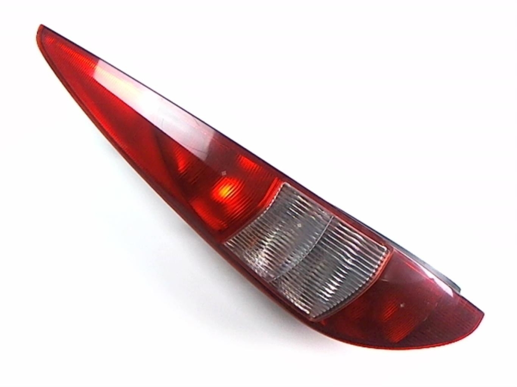 Fanale posteriore principale sinistro (luci)