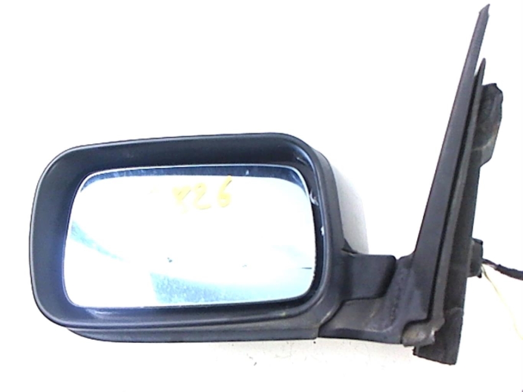 Retrovisor izquierdo