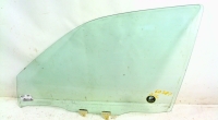 Vitre avant gauche