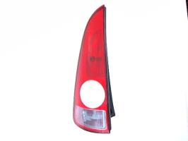 Fanale posteriore principale sinistro (luci)