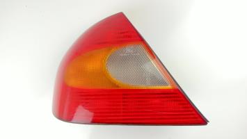Fanale posteriore principale sinistro (luci)
