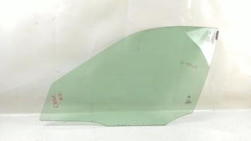 Vitre avant gauche