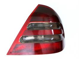 Fanale posteriore principale destro (luci)