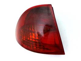 Fanale posteriore principale sinistro (luci)