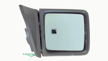 Retrovisor derecho