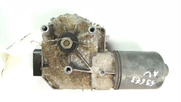 Motor de limpiaparabrisas delantero