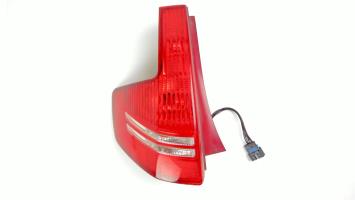 Fanale posteriore principale sinistro (luci)