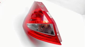 Fanale posteriore principale sinistro (luci)