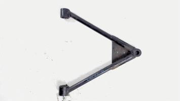 Triangle inferieur avant droit
