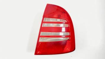 Fanale posteriore principale destro (luci)