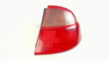 Fanale posteriore principale destro (luci)