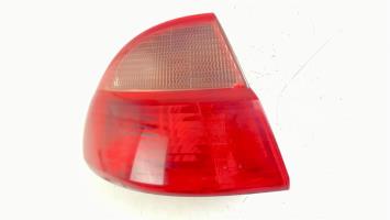 Fanale posteriore principale sinistro (luci)
