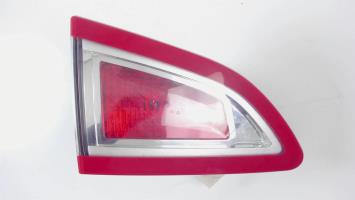 Feu arriere secondaire gauche (feux)