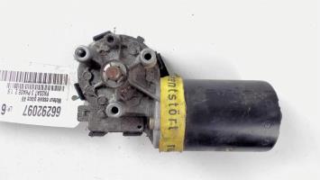 Motore tergicristallo anteriore