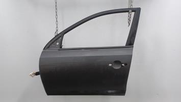 Puerta delantera izquierda